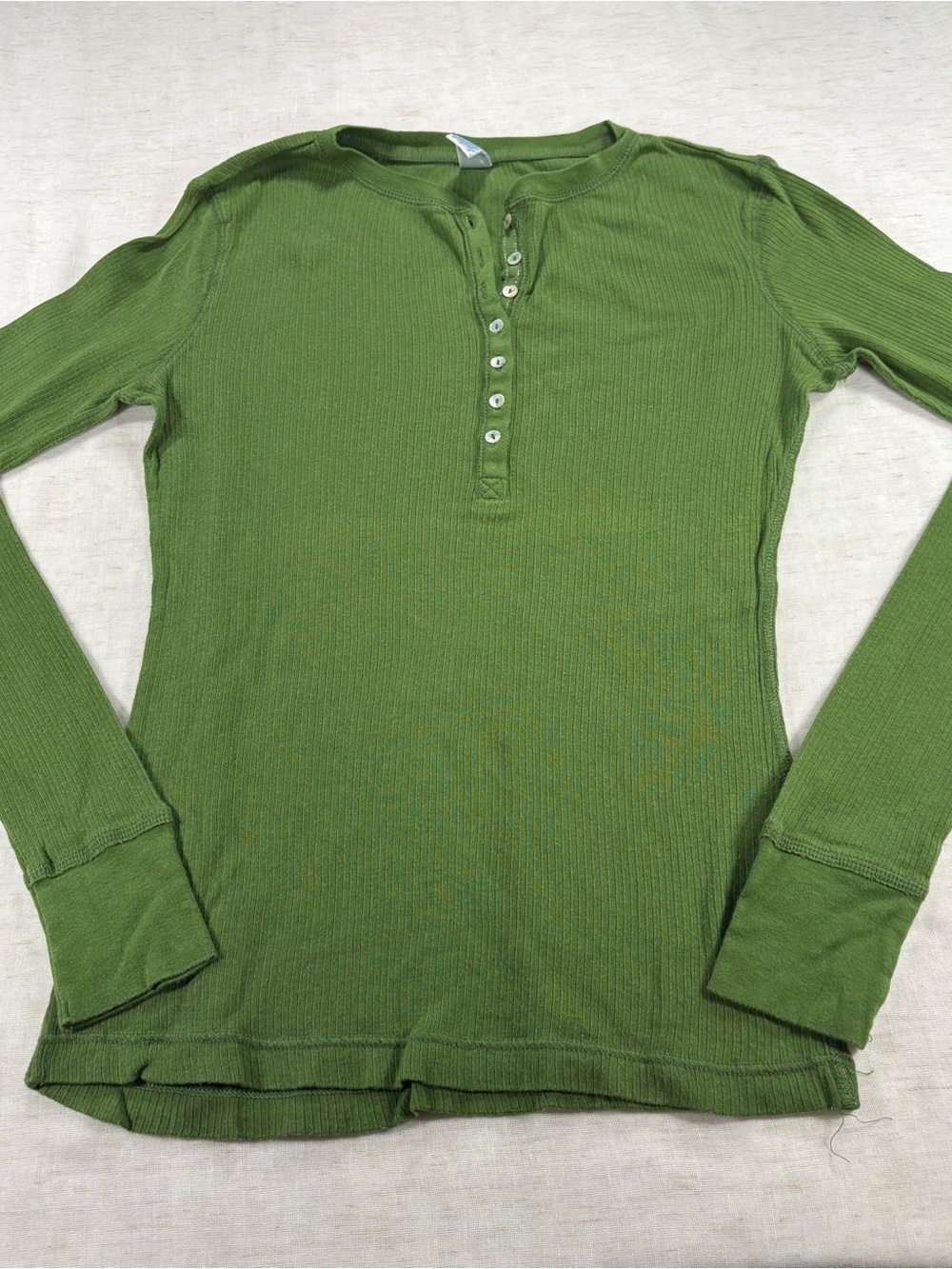 Y2k Lady Foot Locker Green Long-Sleeve Henley Shirt